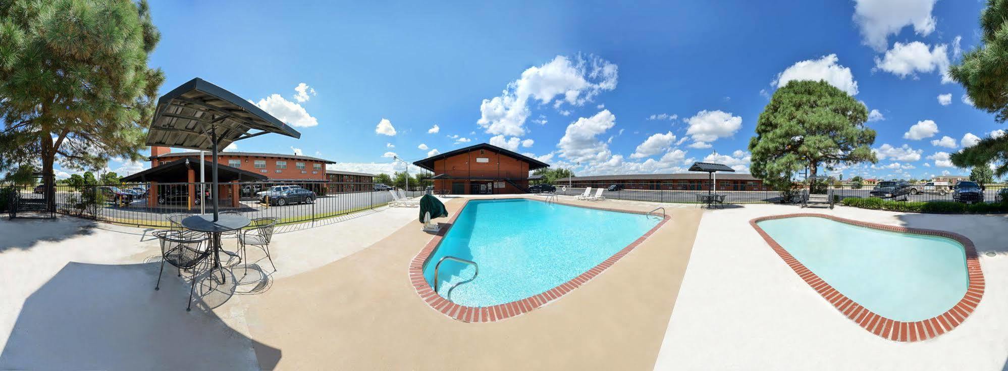 Ranch House Motel สวีทวอเตอร์ ภายนอก รูปภาพ